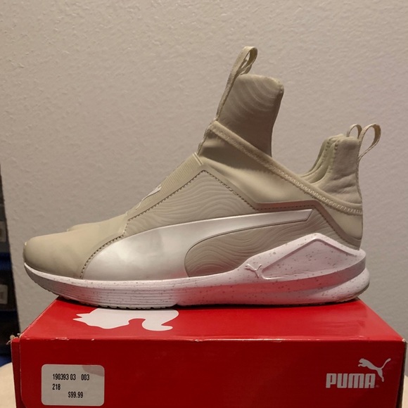 Women’s puma sneakers - Picture 4 of 4